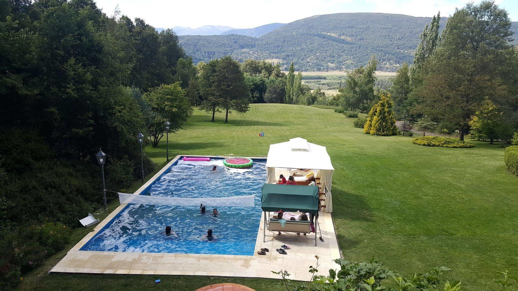 San Martín de los Andes Rotui Apart Hotel المظهر الخارجي الصورة