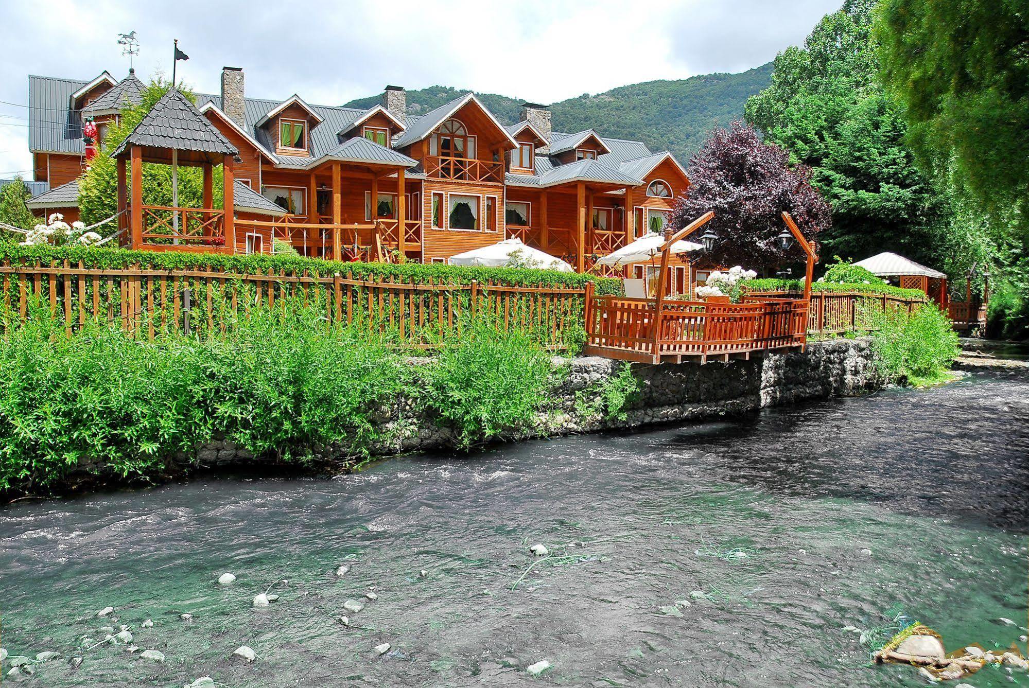San Martín de los Andes Rotui Apart Hotel المظهر الخارجي الصورة